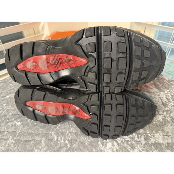 Nike Air Max Penny V Black Red Sneakers Men’s 10.5 Basketball Shoes - Picture 7 of 12